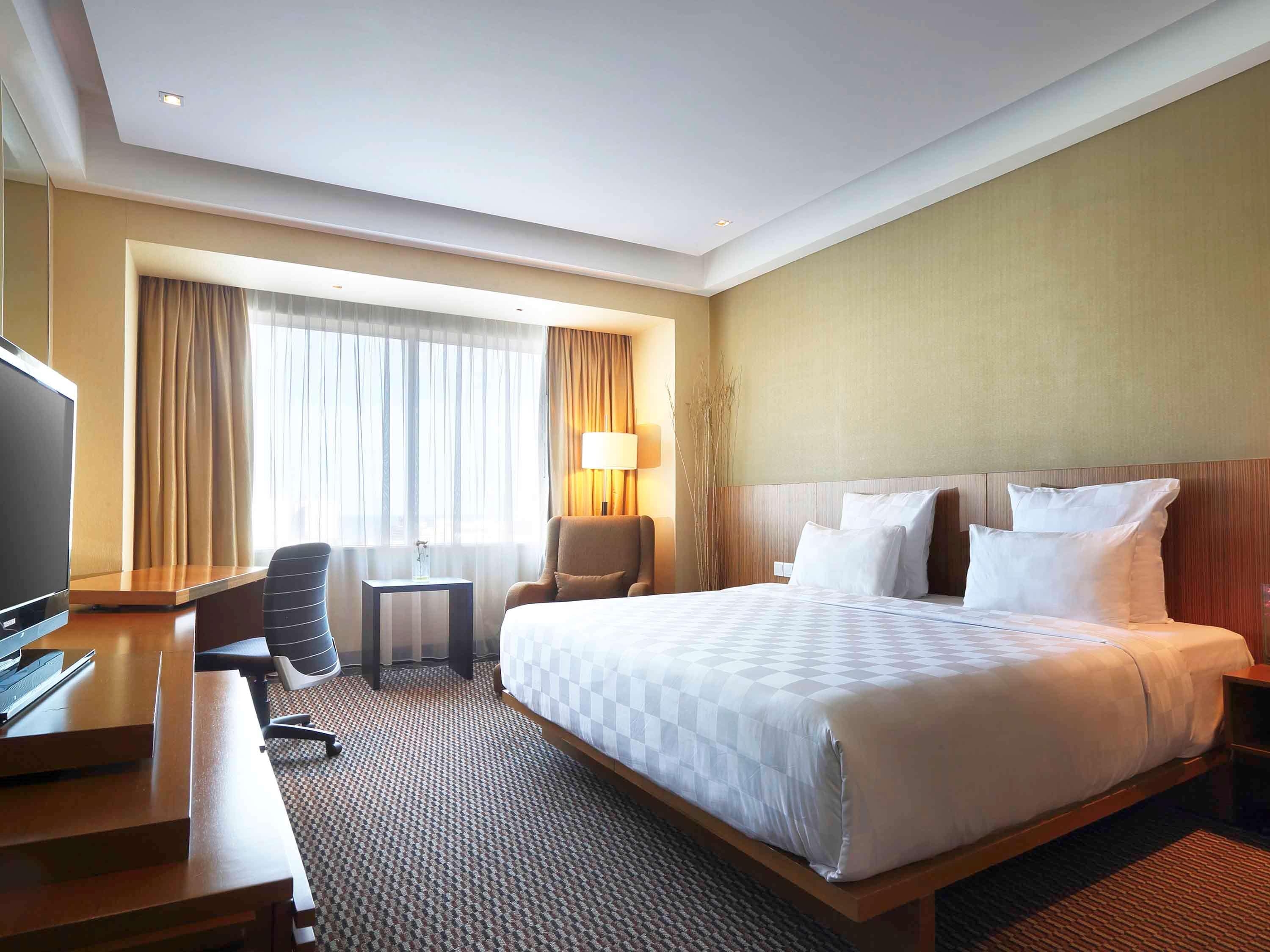 Novotel Balikpapan Экстерьер фото